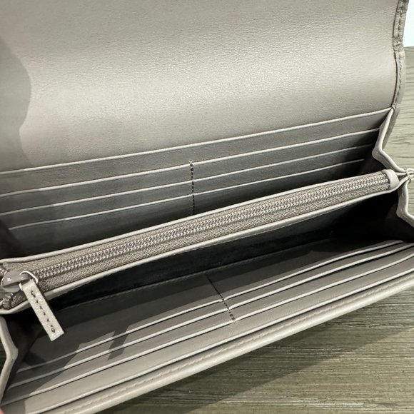 GUCCI Grey Monogrammed Leather Wallet - Picture 9 of 10